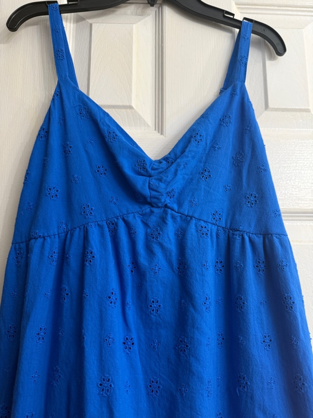 V-Neck Royal Blue Eyelet Maxi Dress - Women's size s - Picture 4 of 5